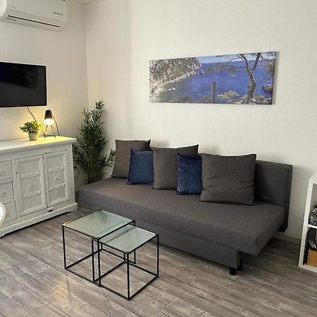 Studio Meuble Bord De Mer Bormes-les-Mimosas Exterior photo