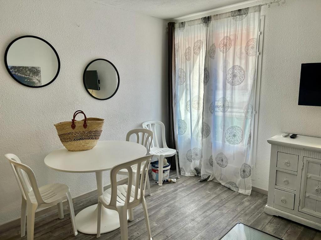 Studio Meuble Bord De Mer Bormes-les-Mimosas Exterior photo